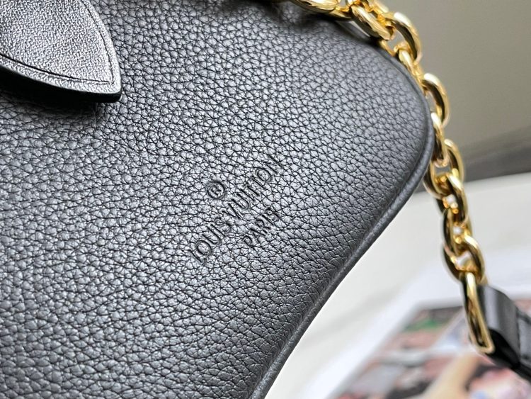 LV Louis Vuitton Women's Bag SPEEDY BANDOULIÈRE 20 Handbag【Official Product Number: M58953】 - Image 8