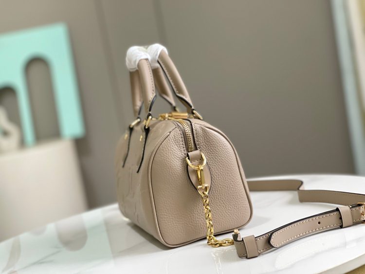 LV Louis Vuitton Women's Bag SPEEDY BANDOULIÈRE 20 Handbag【Official Product Number: M58953】 - Image 3