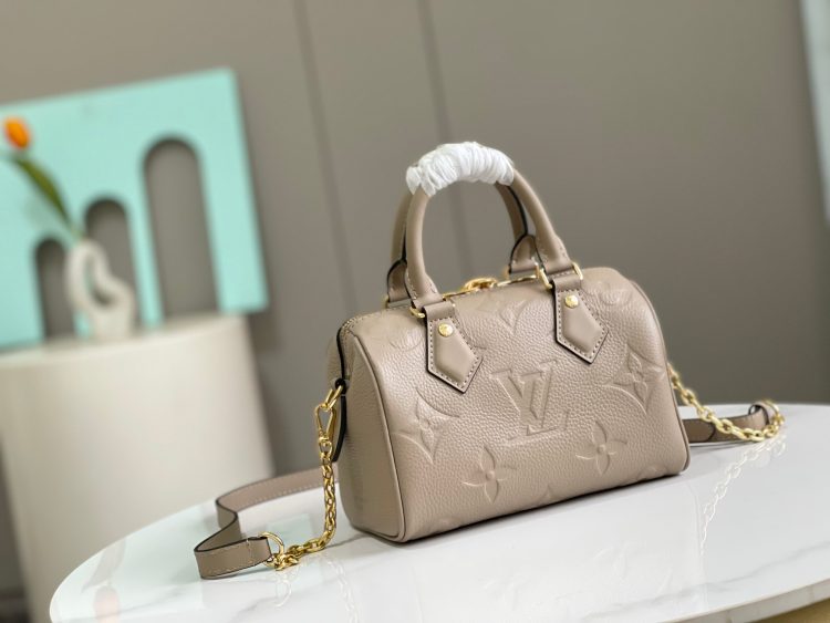 LV Louis Vuitton Women's Bag SPEEDY BANDOULIÈRE 20 Handbag【Official Product Number: M58953】 - Image 4