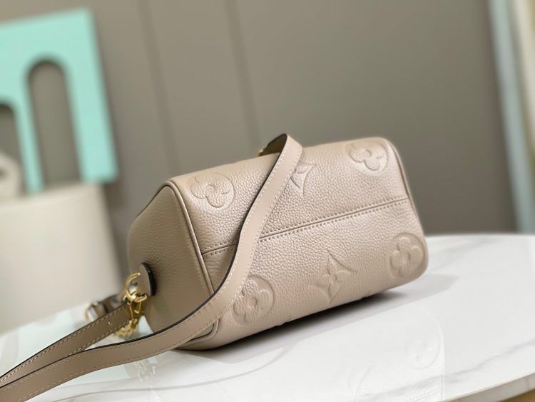 LV Louis Vuitton Women's Bag SPEEDY BANDOULIÈRE 20 Handbag【Official Product Number: M58953】 - Image 5