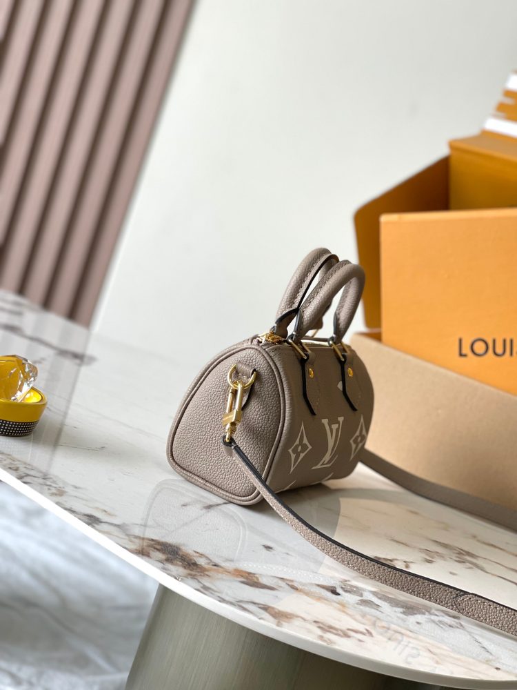 LV Louis Vuitton Women's Bags NANO SPEEDY Handbag【Official item number：M82890】 - Image 3