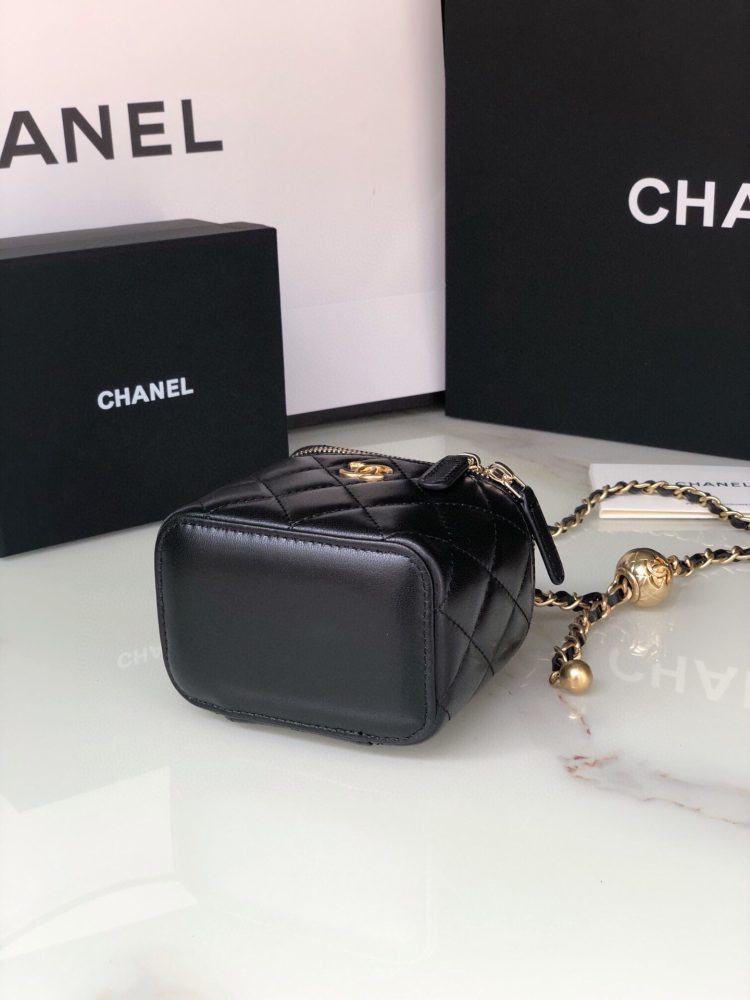 Chanel Women's Bag Square Bag [Official Number: 1447] - Image 7