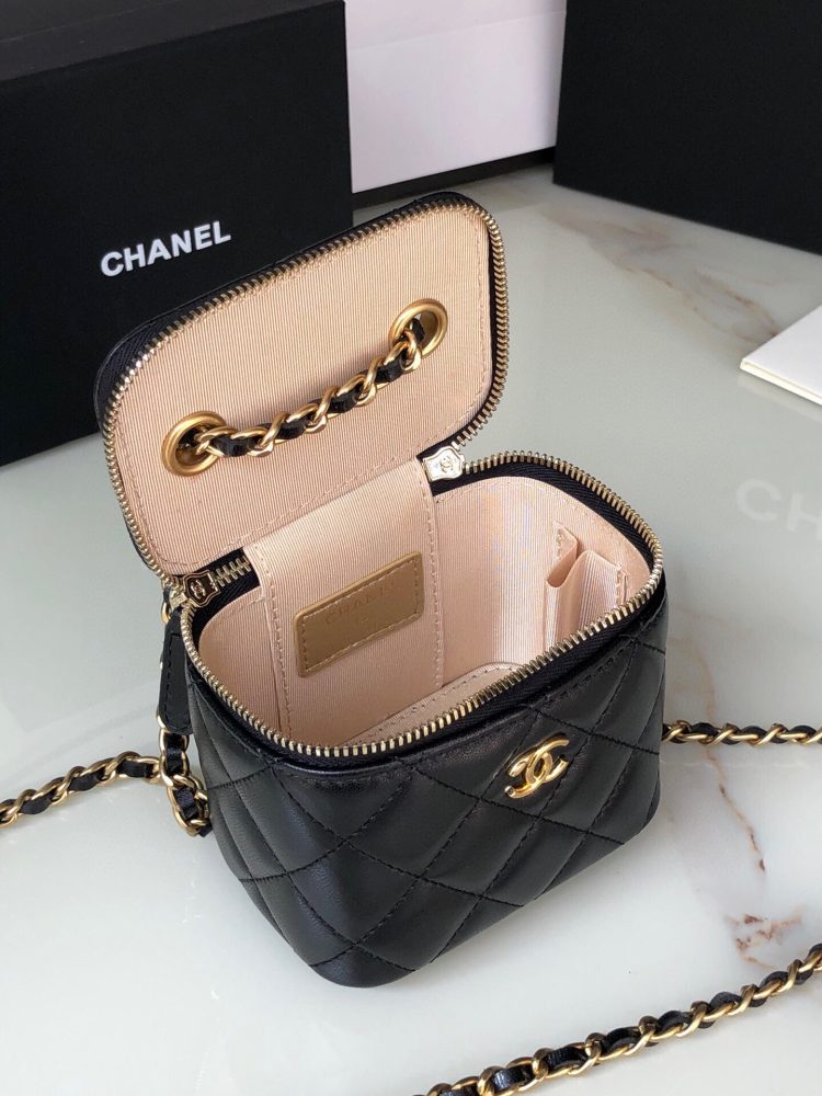 Chanel Women's Bag Square Bag [Official Number: 1447] - Image 8