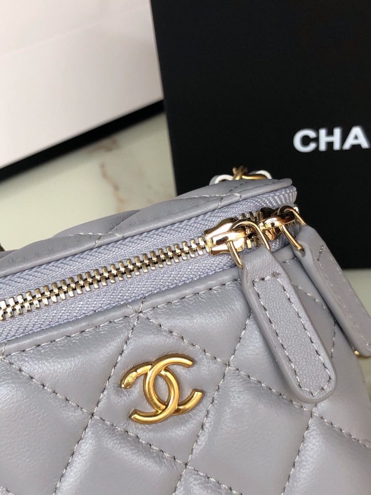 Chanel Women's Bag Square Bag [Official Number: 1447] (3) - Image 6