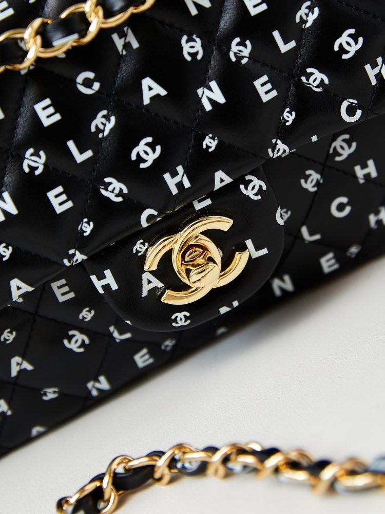 Chanel Women's Bag Starry Sky Graffiti [Official Number: 1116] - Image 3