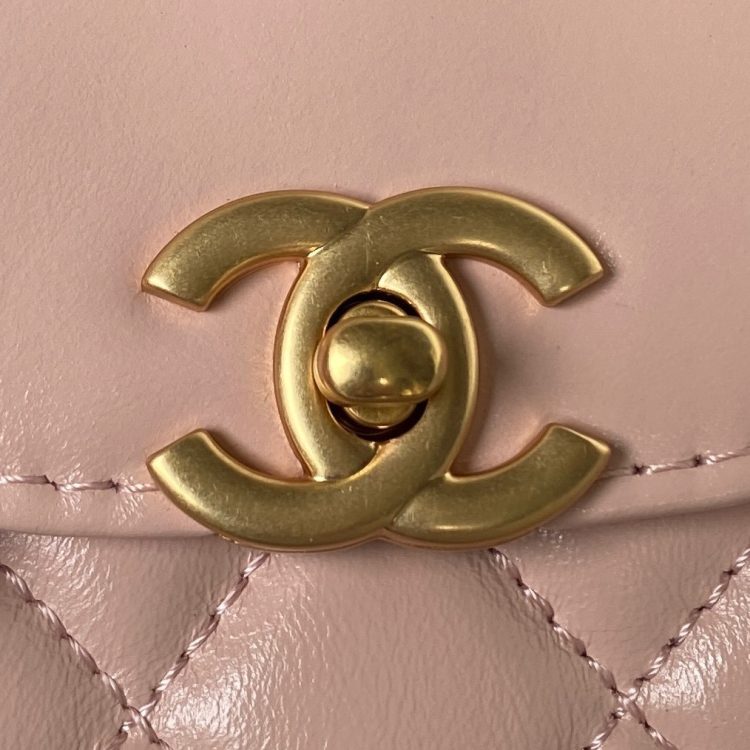 Chanel Mini Women's Bag [Official Number: 4416] (1) - Image 4