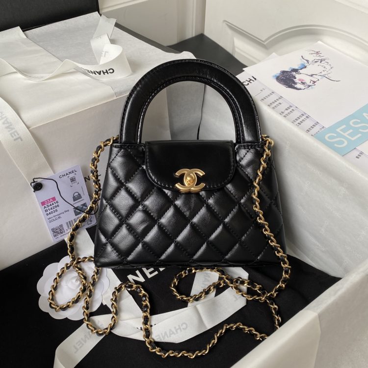 Chanel Mini Women's Bag [Official Number: 4416] (2)