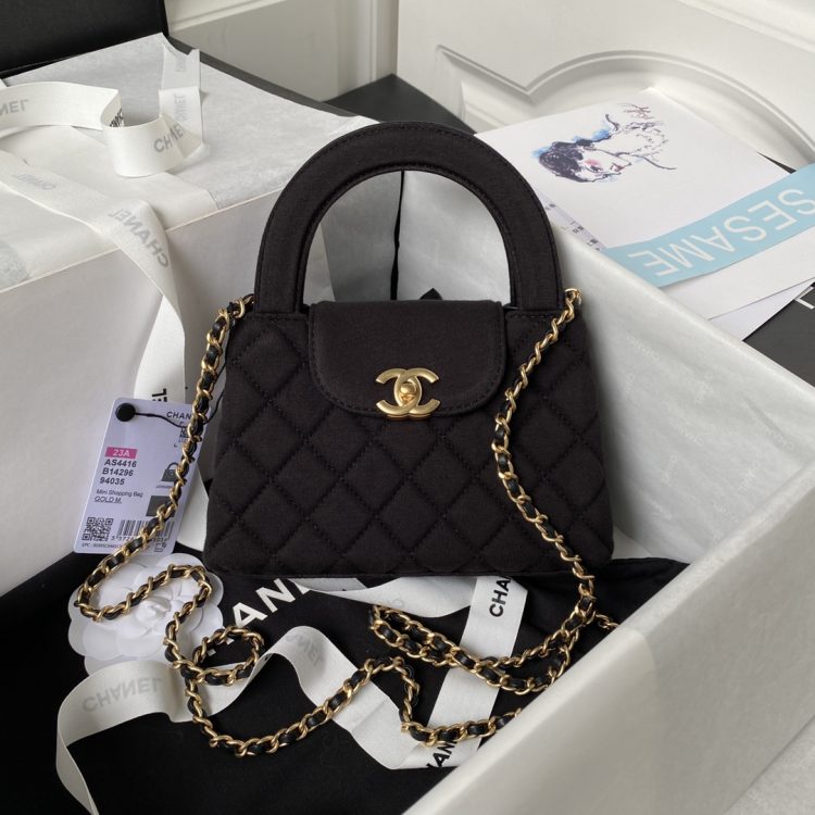 Chanel Mini Women's Bag [Official Number: 4416] (4)