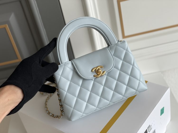 Chanel Mini Women's Bag [Official Number: 4416] (6) - Image 3