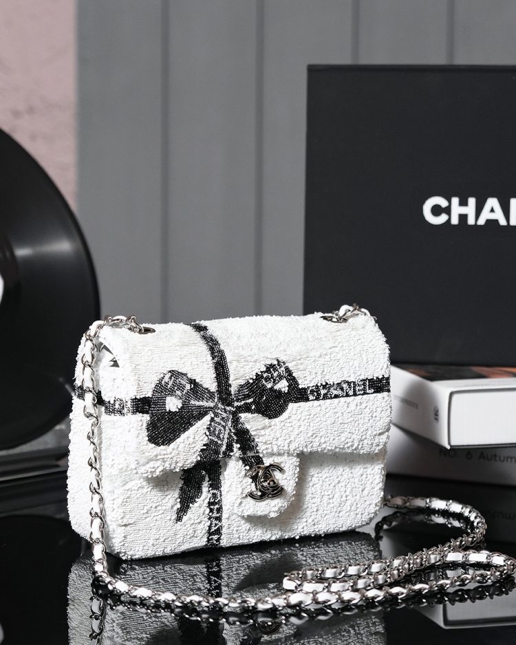 Chanel women's bag [Official number: 99932] (1) - Image 3