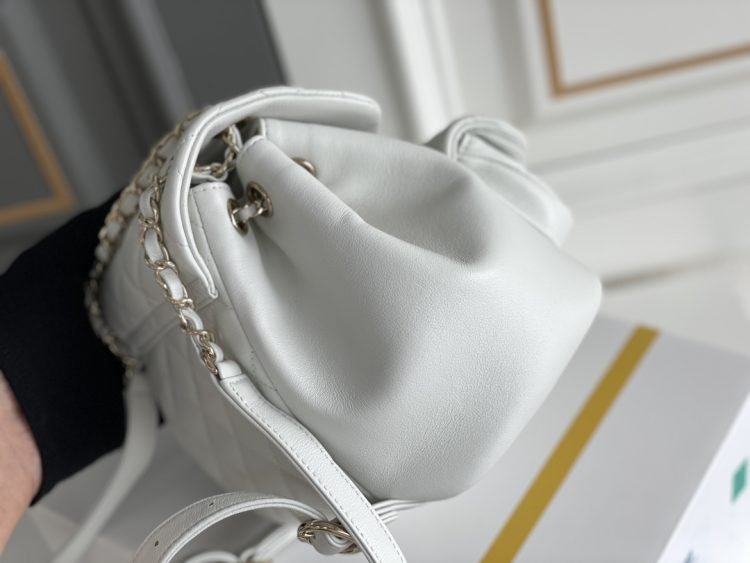 Chanel women's bag [Official number: 2908] - Image 6