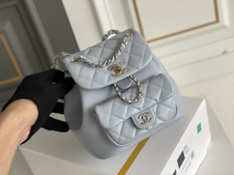 Chanel women's bag [Official number: 2908] (1) - Image 3