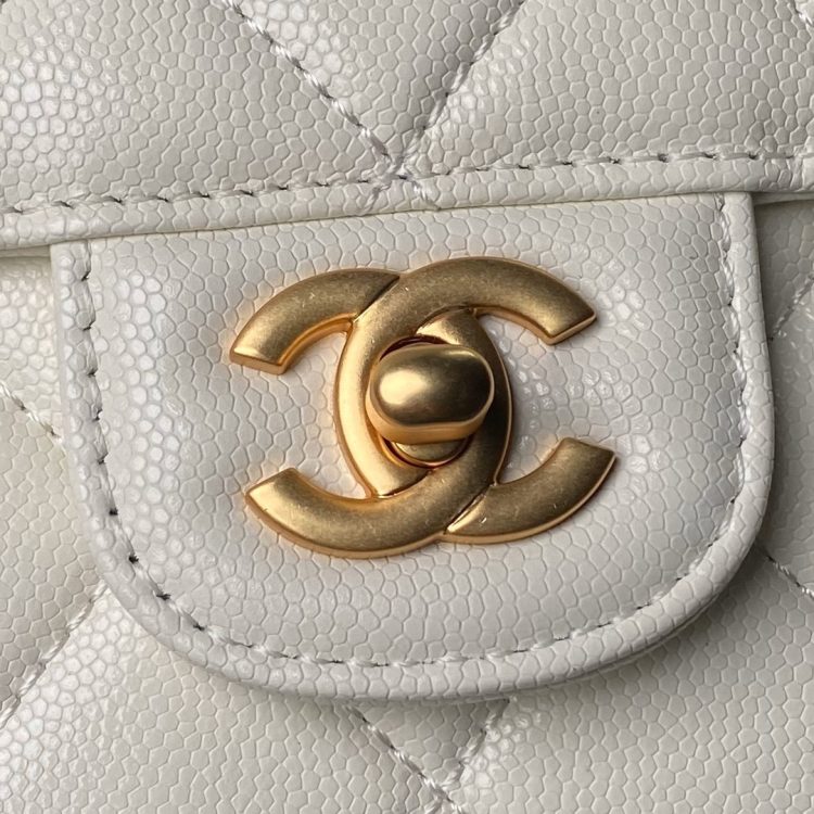 Chanel women's bag [Official number: 6262] (2) - Image 4