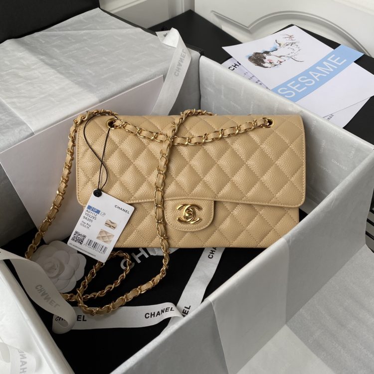 Chanel women's bag [Official number: 01112] (4)