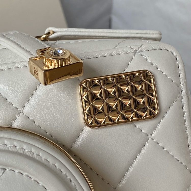 Chanel women's bag [Official number: 4817] (2) - Image 5